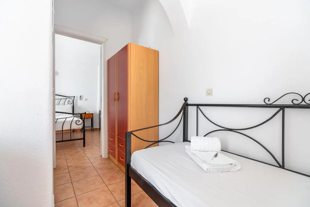 Ξενοδοχείο με διαμερίσματα Sofia Apartments By The Sea Ελλάδα