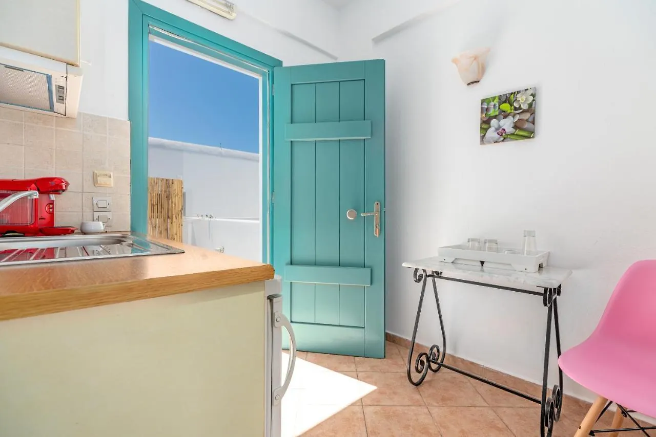 Sofia Apartments By The Sea Ξενοδοχείο με διαμερίσματα Ορνός